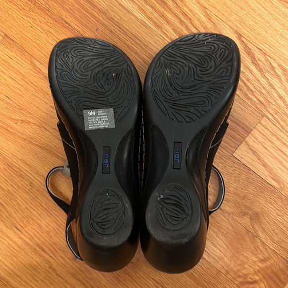 JBU sandals - Picture 3 of 6
